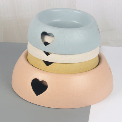 Practical heart food bowl in soft colors