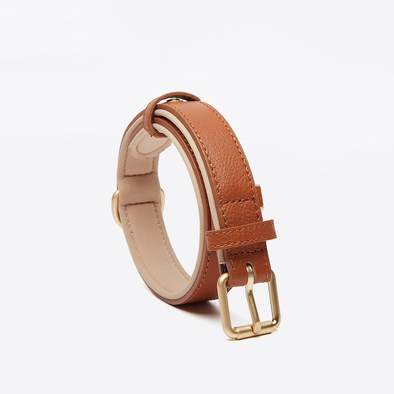 Luxurious two-tone leather dog collar with personal engraving