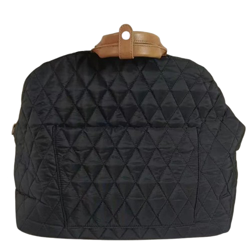 2-in-1 quilted dog bag that turns into a comfortable car bed in water-repellent nylon