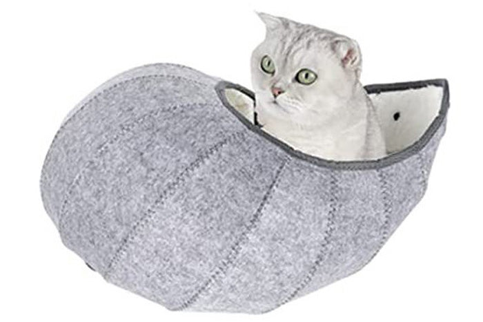 Expandable cat bed - many possibilities